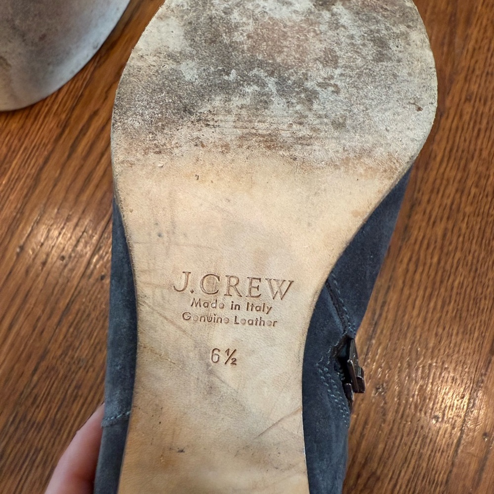 J. Crew Aggie Suede Grey Ankle Booties • Women’s 6.5 - Picture 7 of 7